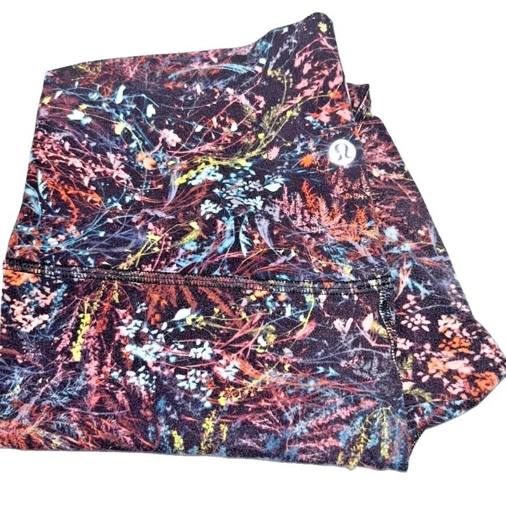 Lululemon High Rise Crop Foliage Overlay Multi Women's Exercise Yoga Pilates 4